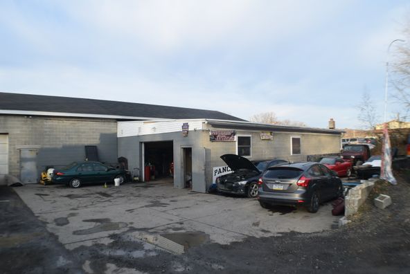 PowerKing Motorsports, LLC.: 1563 Chestnut St, Kulpmont, PA 17834